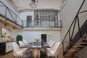 Prodej atypického loftového bytu 4+kk, 176 m2 , Praha, cena 26394000 CZK / objekt, nabízí 