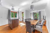 Moderní a prostorný byt 3+kk ve 2NP, s terasou, sklepem a parkovacím stáním, Krč, Praha 4, U krčského nádraží 2044/40a, cena 35000 CZK / objekt / měsíc, nabízí CENTURY 21 Birdie Reality - pobočka NextRound