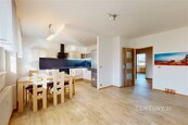 Prodej prostorného a světlého bytu 3+kk s lodžií v Bystřici u Benešova, cena 5390000 CZK / objekt, nabízí CENTURY 21 Birdie Reality - pobočka NextRound
