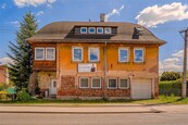 Prodej prostorného RD s garáží, zahradou 464 m2, terasou v obci Pilníkov., cena cena v RK, nabízí