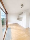 Krásná, světlá garsoniéra 37,3 m2 s výhledem na Prahu ve 4. patře, Květinková, Žižkov, Praha 3, cena 19000 CZK / objekt / měsíc, nabízí CENTURY 21 Diamonds