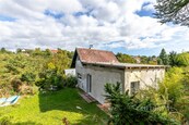 Útulná chata 2+kk s pozemkem 399 m2 v obci Klecany., cena 4450000 CZK / objekt, nabízí 