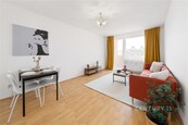 Prodej prostorného bytu 4+1 s balkonem, 82 m2 - Písek, ulice Třebízského, cena 5420220 CZK / objekt, nabízí CENTURY 21 Dream