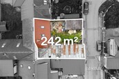 Prodej rodinného domu k rekonstrukci se zahradou a garáží - Kladno, ul. Lalákova, cena 6390000 CZK / objekt, nabízí CENTURY 21 Dream