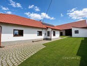 Pronájem rodinného domu 4+1 s terasou, stodolou a velkou zahradou - Řečice u Blatné, cena 28000 CZK / objekt / měsíc, nabízí CENTURY 21 Dream