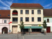 Pronájem krásného slunného bytu 3+1 se zahrádkou v centru Blatné, cena 15000 CZK / objekt / měsíc, nabízí CENTURY 21 Dream