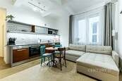 Prodej bytu 2+kk 39 m2, Praha 2 - Nové Město, cena 9990000 CZK / objekt, nabízí CENTURY 21 Dream
