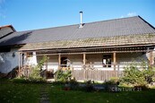 Rodinný dům se stodolou a zahradou nedaleko Mladé Boleslavi, cena 6000000 CZK / objekt, nabízí CENTURY 21 Harmony