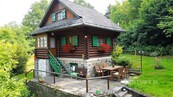 Srubová chata u Sázavy 2+1, na pozemku 1475m2., cena 2650000 CZK / objekt, nabízí 