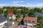 Prvorepubliková vila na pozemku 723 m2 v Praze na Proseku, cena cena v RK, nabízí 