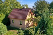 Pronájem rodinného domu 2+1, pozemek 1 287 m2, cena 26000 CZK / objekt / měsíc, nabízí 