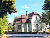 Prvorepubliková vila na pozemku 723 m2 ve Vysočanech, cena 27880000 CZK / objekt, nabízí CENTURY 21 Harmony