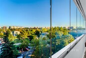 PRODEJ DRUŽSTEVNÍHO BYTU 3+KK S LODŽIÍ S VÝHLEDEM, 64,3 m2 - PRAHA 4, LHOTKA , cena 7880000 CZK / objekt, nabízí CENTURY 21 Harmony