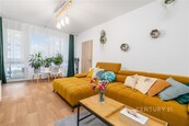 Kompletně vybavený byt 3+1 s vestavěnými skříněmi, cena 3990000 CZK / objekt, nabízí 