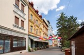 Tři podlaží pro vaše podnikání v srdci děčínské Křížovky - cca 240 m2, cena cena v RK, nabízí 