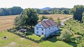 Vícegenerační dům s rozlehlým pozemkem Manušice, Česká Lípa, cena 17900000 CZK / objekt, nabízí