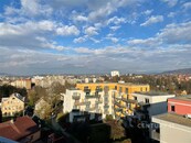 Velký 1+kk 43 m2, cena 11500 CZK / objekt / měsíc, nabízí 
