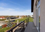 Prodej jedinečného rodinného domu v Dobřejovicích, s rozlehlou zahradou a terasou, ideální pro rodinné bydlení nebo investici, cena 19950000 CZK / objekt, nabízí 