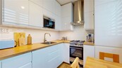 Pronájem bytu 3+1 s velkým balkonem a výhledem do lesoparku ul. Lesní, cena 13900 CZK / objekt / měsíc, nabízí