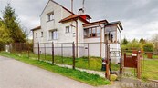 Prostorný dům 5+1 s obrovskou garáží a zahradou v srdci OstravaVyškovice, cena 6500000 CZK / objekt, nabízí CENTURY 21 Real Tip
