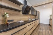 Moderní prostorné 4+kk se zahradou, terasou a parkováním - Vysoký Újezd, cena 13990000 CZK / objekt, nabízí 