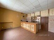 Dům 350 m2, která je ideální kombinací domovu a podnikání, cena cena v RK, nabízí 