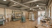 Prodej zavedeného výrobního areálu a funkčního truhlářského podniku, cena 25000000 CZK / objekt, nabízí CENTURY 21 Realitas Central Praha