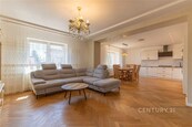 Krásně zrekonstruovaný rodinný dům 20 minut od Prahy, cena 10700000 CZK / objekt, nabízí CENTURY 21 The Most Reality