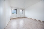Prodej prostorného bytu 1+1 s půdní kójí a sklepem, cena 2775000 CZK / objekt, nabízí CENTURY 21 The Most Reality