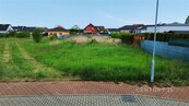 Stavební pozemek 818 m2 pro rodinný dům v Červeném Újezdu u Prahy, cena 7650000 CZK / objekt, nabízí CENTURY 21 The Most Reality