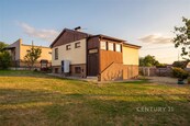 Nízkonákladový rodinný dům v krásném prostředí Brd ve Lhotce u Hořovic, 123 m2, zahrada 971 m2, cena 9980000 CZK / objekt, nabízí 