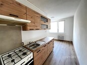 Pronájem bytu 2+1 s balkonem, 58 m2 - Chomutov, ul. Generála Svobody, cena 12000 CZK / objekt / měsíc, nabízí 