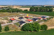 Novostavba RD 4+kk 98 m2 plus terasa 15 m2, pozemek 805 m2 Práče u Znojma, cena 7800000 CZK / objekt, nabízí