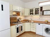 Pronájem vybaveného bytu 2+1 ve Znojmě na ul. Holandská, cena 12000 CZK / objekt / měsíc, nabízí 
