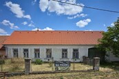Rodinný dům s hospodářským prostorem a pozemkem 2 336 m2 v Rozkoši u Jevišovic, cena 3990000 CZK / objekt, nabízí CENTURY 21 Vaše Reality
