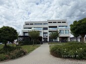 Pronájem moderního bytu 2+kk s terasou a parkovacím místem v centru Boskovic, cena 14000 CZK / objekt / měsíc, nabízí 