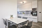 Prodej bytu 3+kk v novostavbě s velkou terasou a parkováním, Rohatec, cena 5310000 CZK / objekt, nabízí 