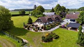 Prodej luxusního rodinného domu 6+1, 339 m2 s rozlehlými pozemky 6919 m2, Mirošov, okres Rokycany, cena 21900000 CZK / objekt, nabízí