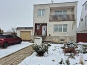 Prodej prostorný RD 4+1, se zahradou a garáží, Hrabětice okr. Znojmo, cena 5300000 CZK / objekt, nabízí 