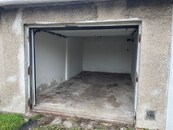 PRONÁJEM ZABEZPEČENÉ GARÁŽE (21 m2) S ELEKTŘINOU - SLEZSKÁ OSTRAVA, UL. OLBRACHTOVA, cena 3200 CZK / objekt / měsíc, nabízí 