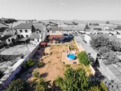 Prodej prostorný RD 4+1, se zahradou a garáží, Hrabětice okr. Znojmo, cena 4990000 CZK / objekt, nabízí 