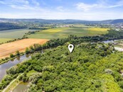 Soubor pozemků 15 465 m2 u Berounky - Praha Radotín, oblast budoucího parku Soutok, cena 7900000 CZK / objekt, nabízí 