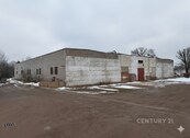 Skladová hala Tochovice s kapacitou 6 000m2. Jen 8 km od dálnice D4 (EXIT 49 - Milín) Cena: 30Kč/m2., cena 180000 CZK / objekt / měsíc, nabízí 