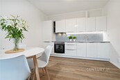 Prodej zrekonstruovaného bytu 2+kk, 45 m2 s terasou 20 m2, Plzeň, cena 5590000 CZK / objekt, nabízí 