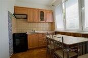 Pronájem bytu 2+1, 56 m2 Nová Role, cena 10500 CZK / objekt / měsíc, nabízí 