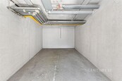 Prodej samostatné garáže v osobním vlastnictví, 21 m2, Praha 4 - Hodkovičky, ulice Pod Lysinami, cena 1400000 CZK / objekt, nabízí 