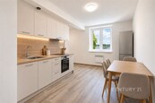 Zrekonstruovaný byt 2+kk Rýmařov s komorou a sklepem, cena 2300000 CZK / objekt, nabízí 