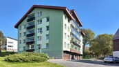 Bydlení v srdci Železné Rudy: Byt 3+1 s zasklenou lodžií a panoramatickým výhledem na Šumavu, cena 7290000 CZK / objekt, nabízí 