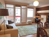 Pronájem, Byt 3+kk, Praha 8, cena 38000 CZK / objekt / měsíc, nabízí Soňa Kutnohorská KUZO Partners