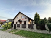 Pronájem, Rodinný dům, Hovorčovice, cena 46000 CZK / objekt / měsíc, nabízí Česká realitní společnost, s.r.o.